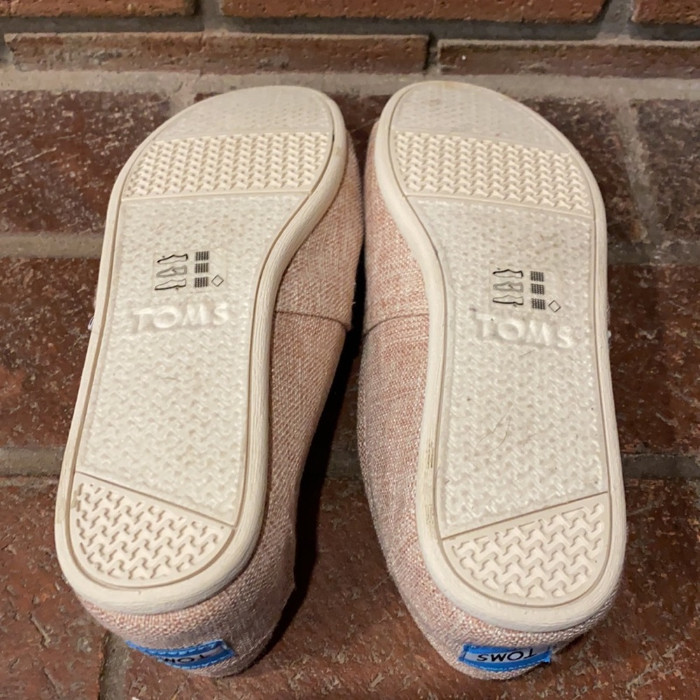 Toms Canvas Shoes View 4
